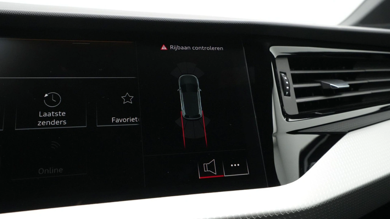 Audi A1 Sportback (A02) S-Line edition 25 TFSI 70 kW / 95 pk Sportback 7 versn. S-tronic