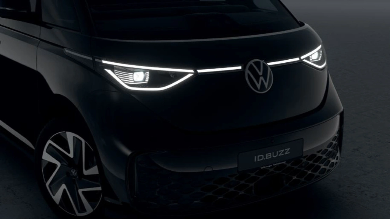 VW Bedrijfswagens ID. Buzz Cargo Bulli Edition Elektromotor 250 kW (340 pk) 2988 mm Elektrische aandrijving AWD