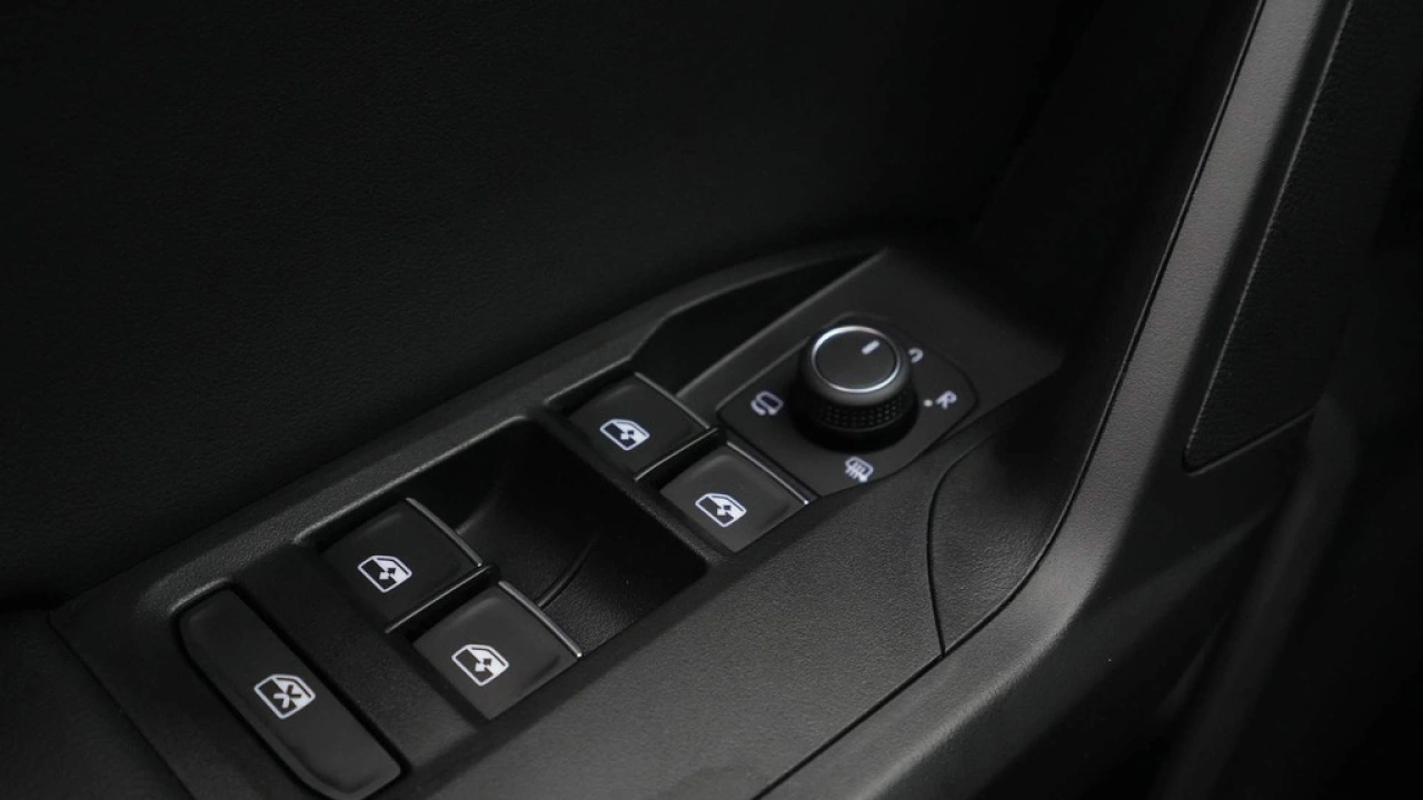 SEAT Leon 1.4 TSI eHybrid PHEV FR Business Intense