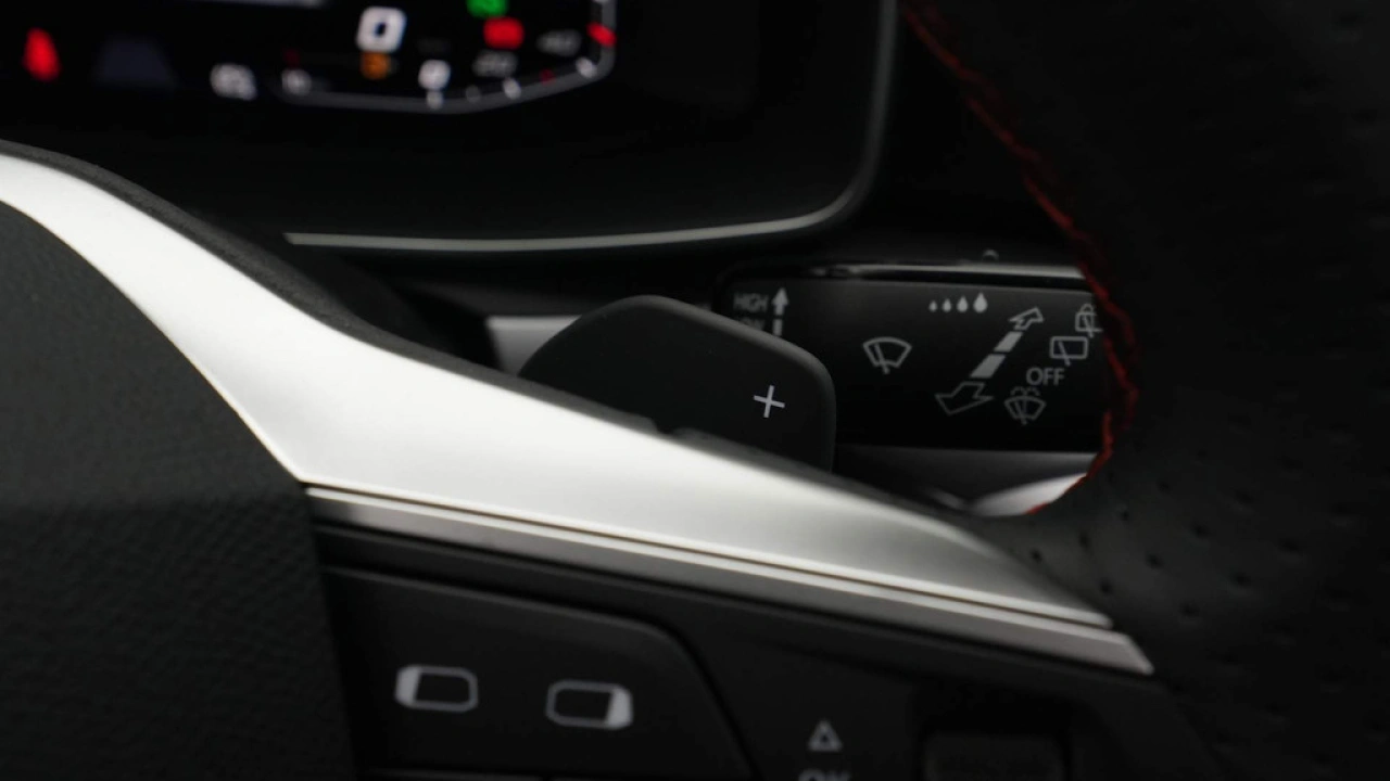 SEAT Leon 1.4 TSI eHybrid PHEV FR Business Intense