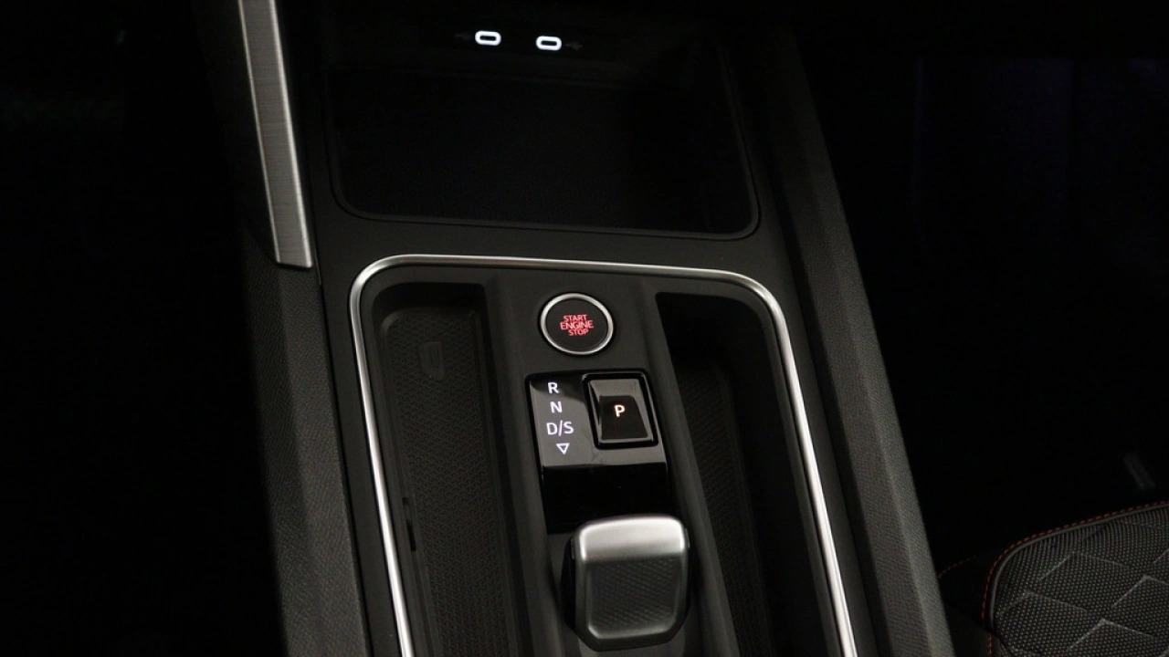 SEAT Leon Sportstourer 1.4 TSI eHybrid PHEV FR Business Intense