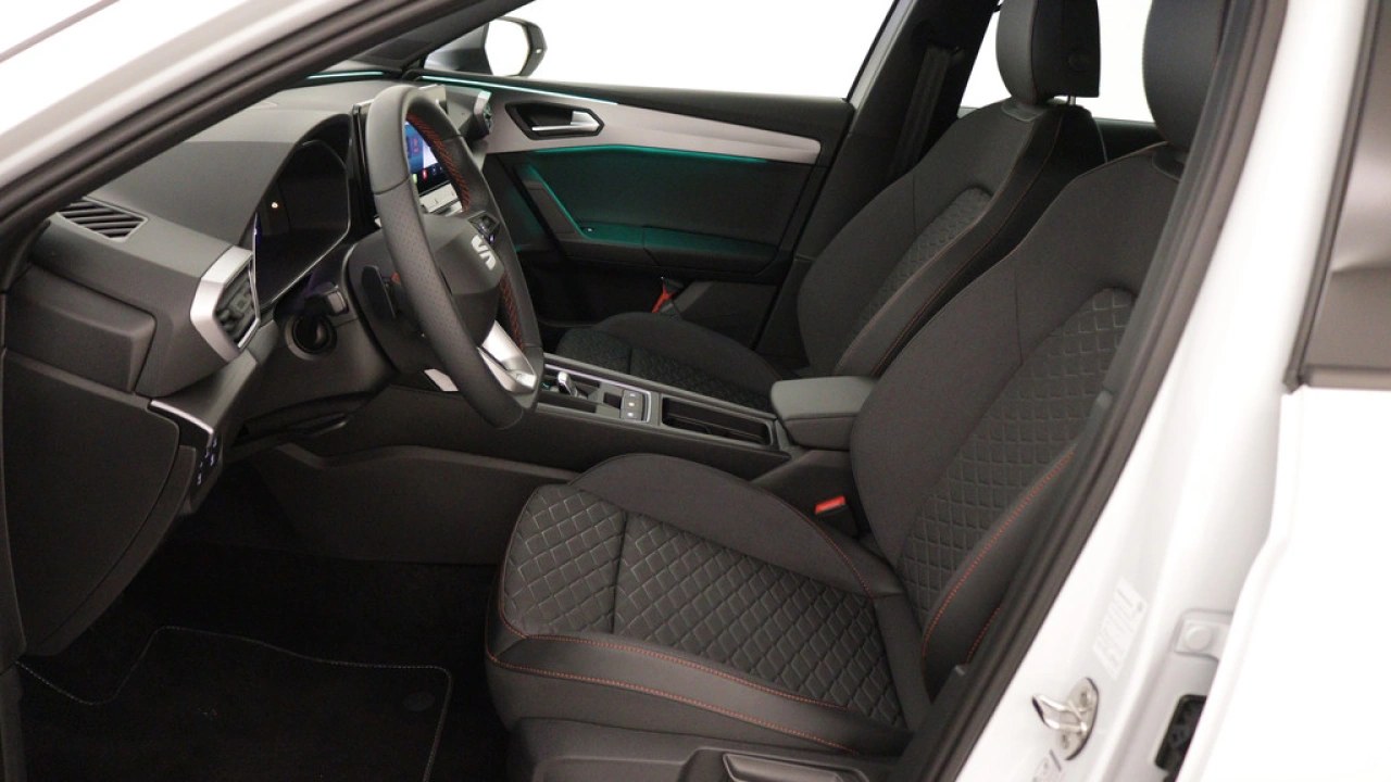 SEAT Leon Sportstourer 1.4 TSI eHybrid PHEV FR Business Intense