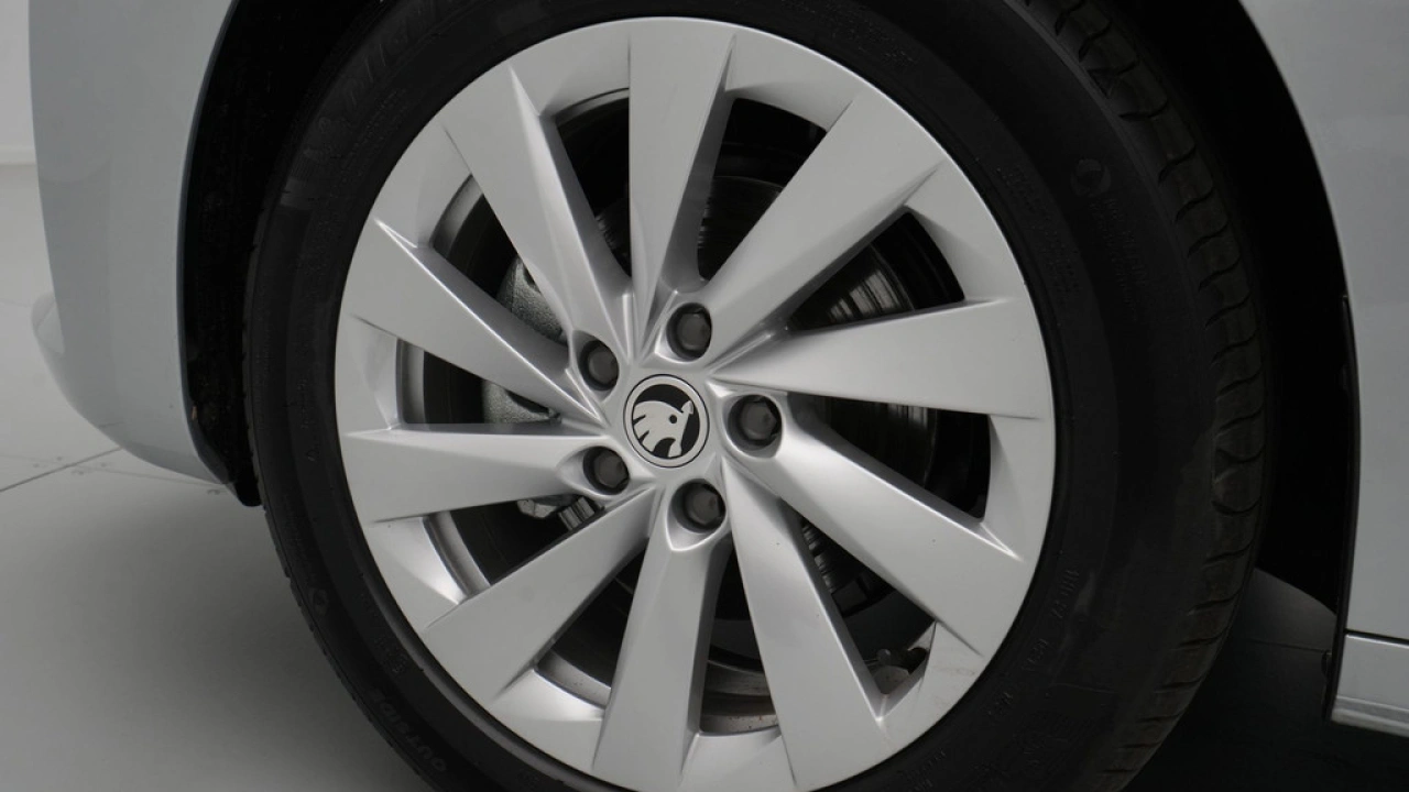 Škoda Octavia 1.5 TSI MHEV First Edition