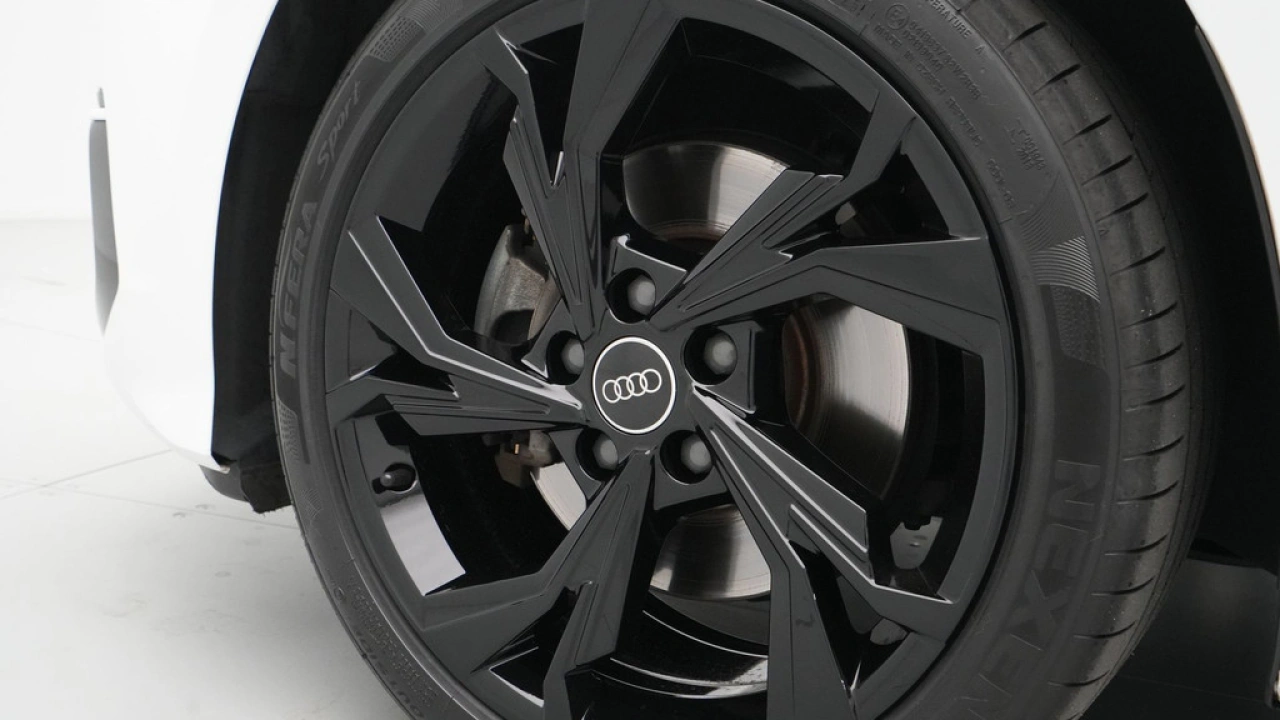 Audi A3 Limousine 35 TFSI Business edition