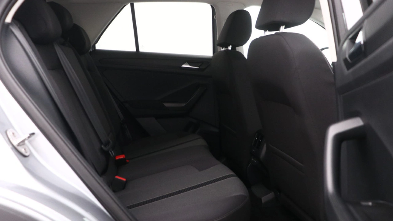 Volkswagen T-Roc 1.5 TSI 150pk DSG Life Edition App Connect