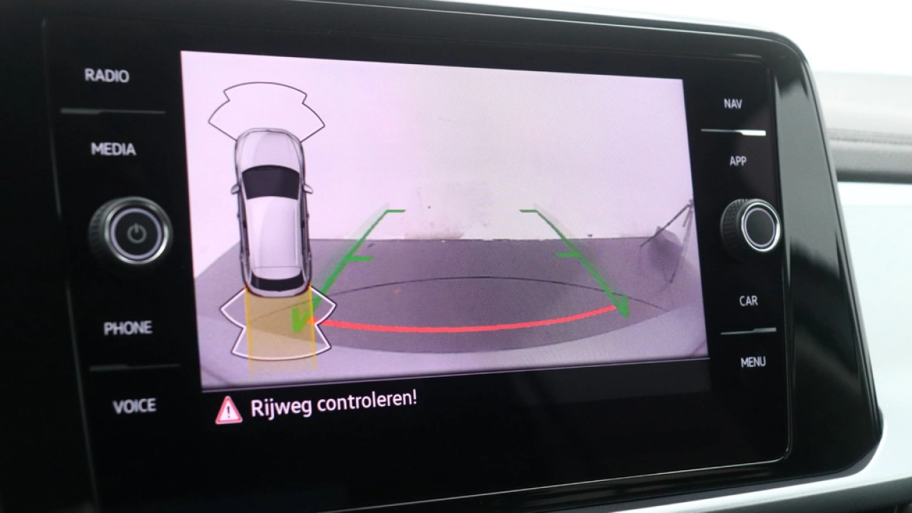 Volkswagen T-Roc 1.5 TSI 150pk DSG Life Edition App Connect