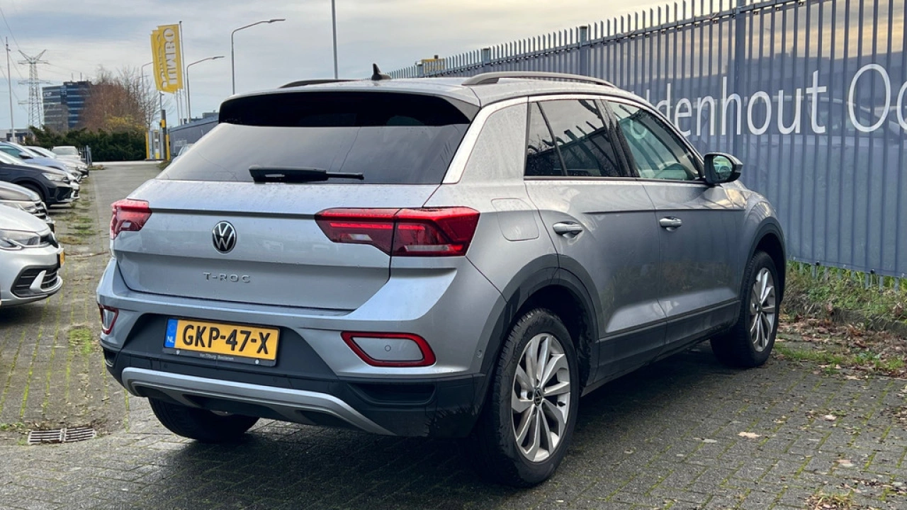 Volkswagen T-Roc 1.5 TSI 150pk DSG Life Edition App Connect
