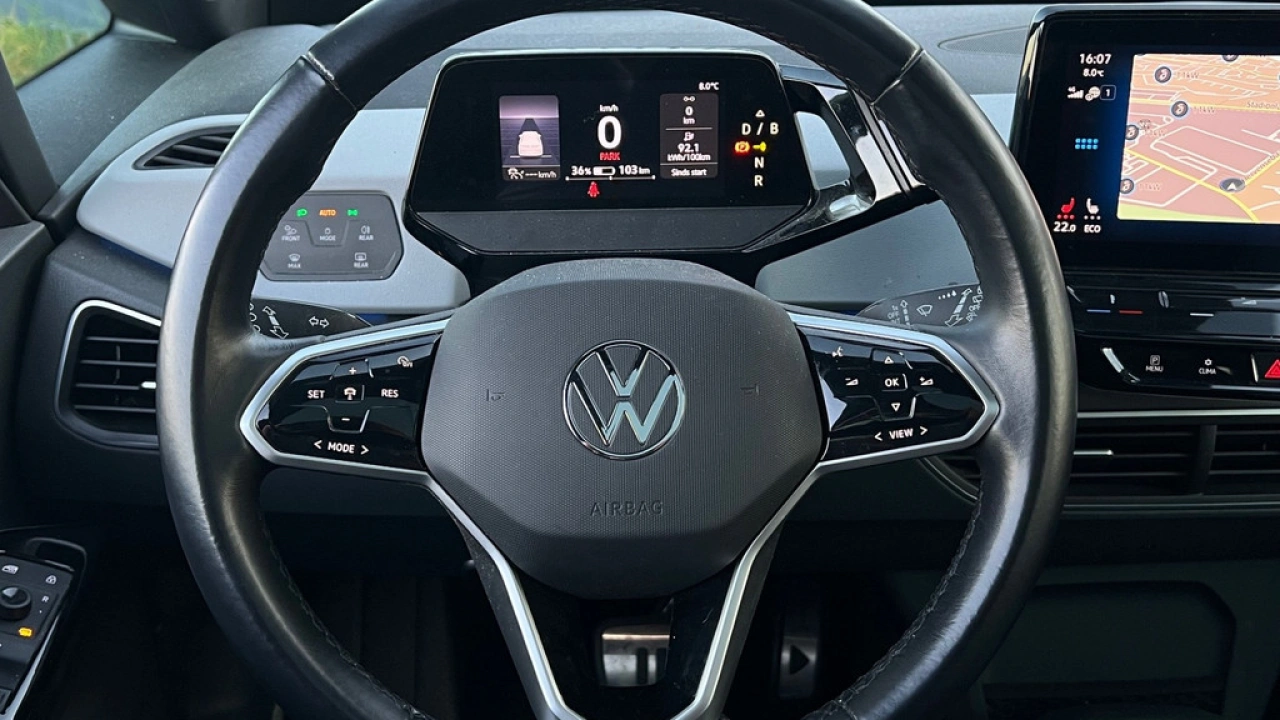 Volkswagen ID.3 Pro Business 58 kWh 204pk Panoramadak Matrix Led Camera