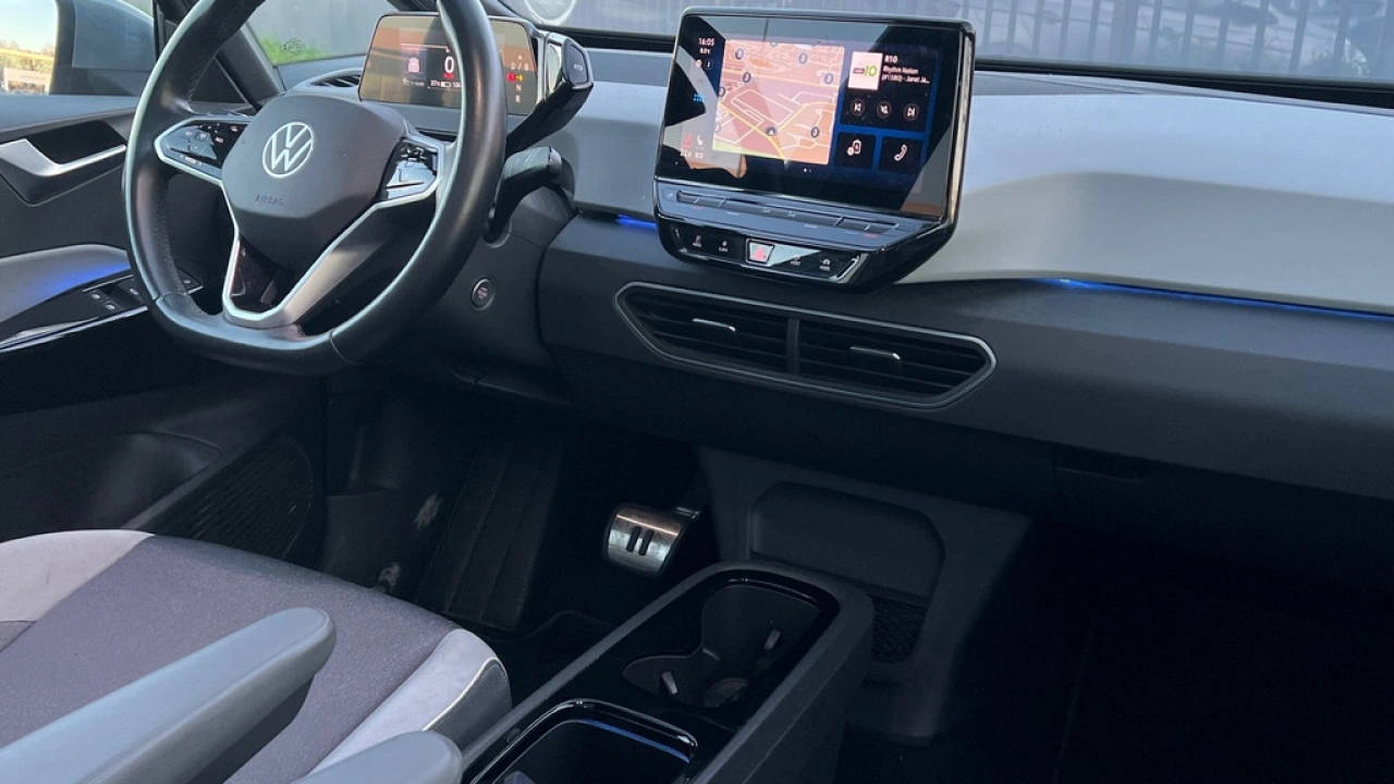 Volkswagen ID.3 Pro Business 58 kWh 204pk Panoramadak Matrix Led Camera