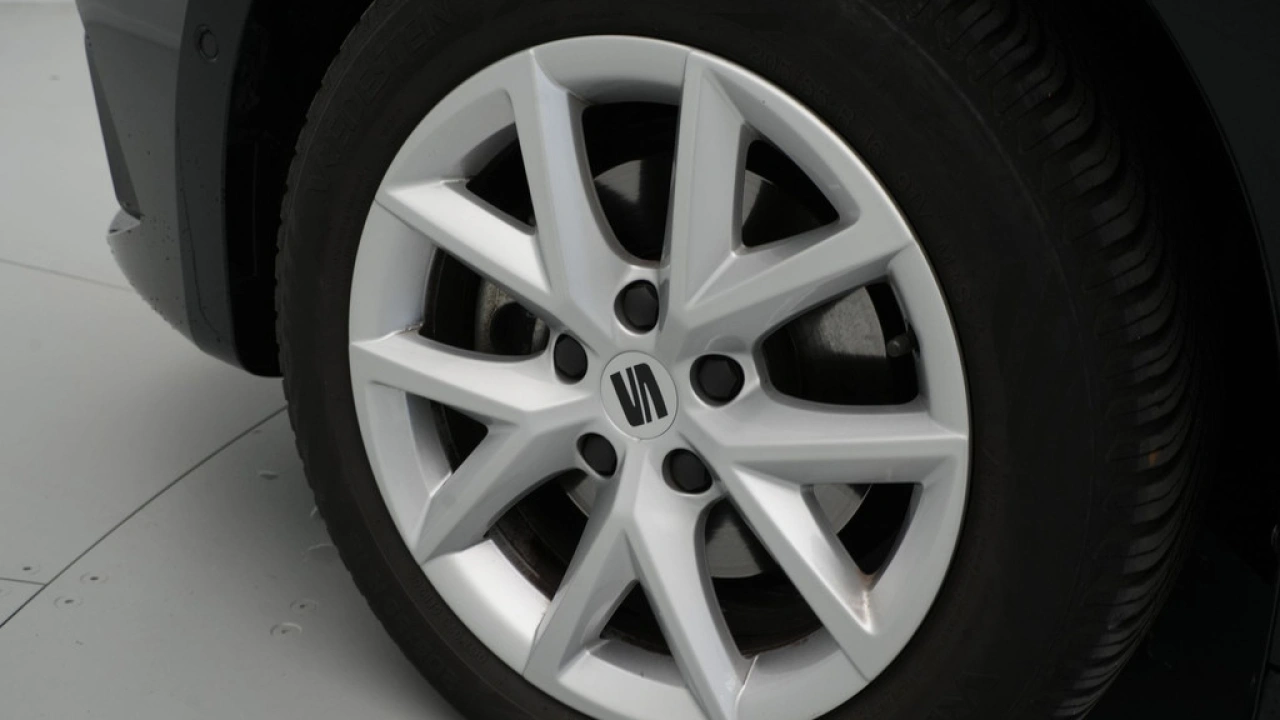 SEAT Leon Sportstourer 1.0 eTSI 110pk DSG Style Business Intense