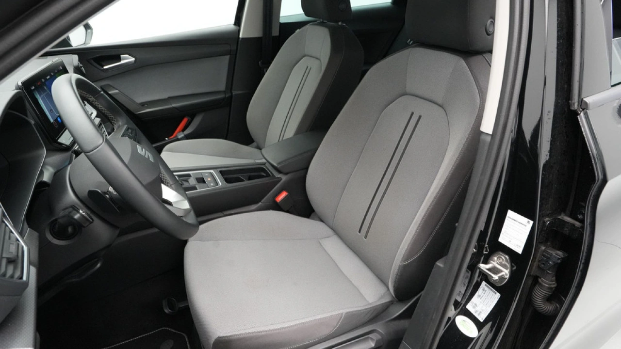 SEAT Leon Sportstourer 1.0 eTSI 110pk DSG Style Business Intense