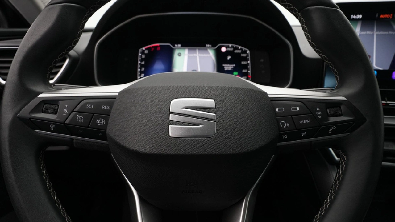 SEAT Leon Sportstourer 1.0 eTSI 110pk DSG Style Business Intense