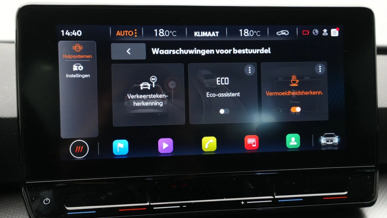 SEAT Leon Sportstourer 1.0 eTSI 110pk DSG Style Business Intense