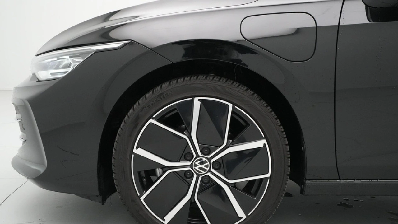 Volkswagen Golf 1.5 eHybrid 204pk 50 Edition