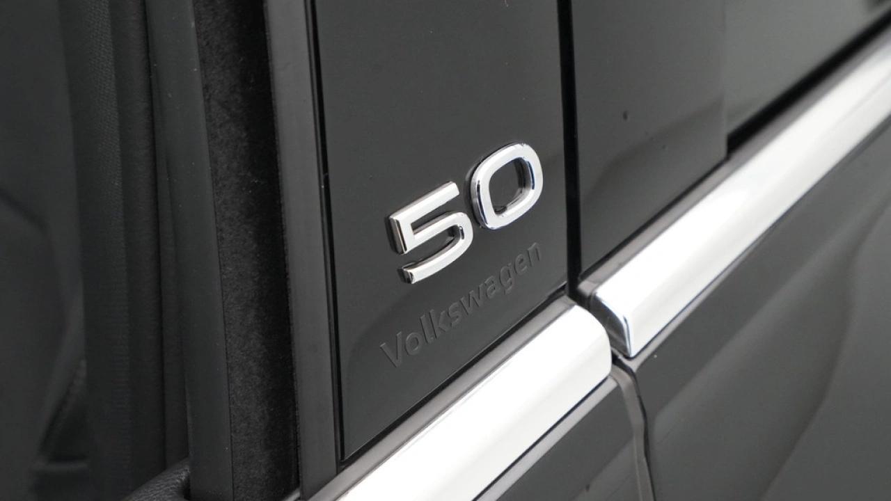 Volkswagen Golf 1.5 eHybrid 204pk 50 Edition