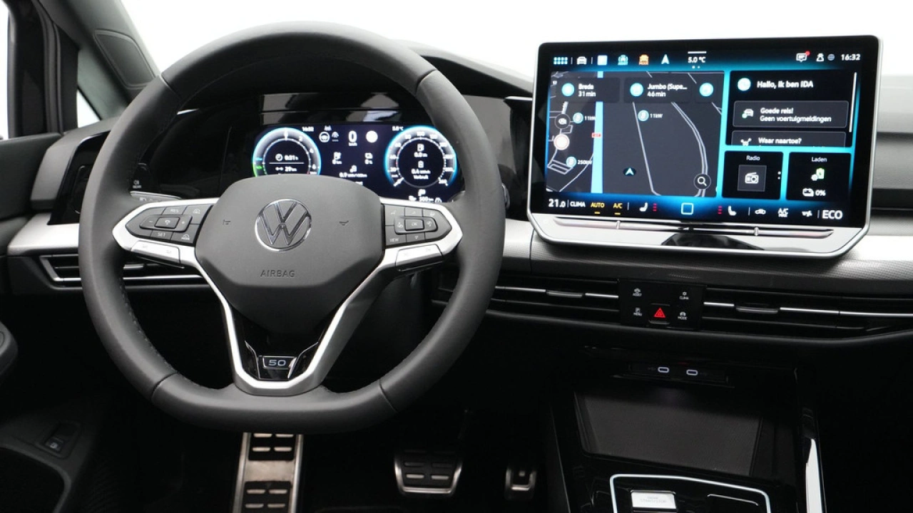 Volkswagen Golf 1.5 eHybrid 204pk 50 Edition