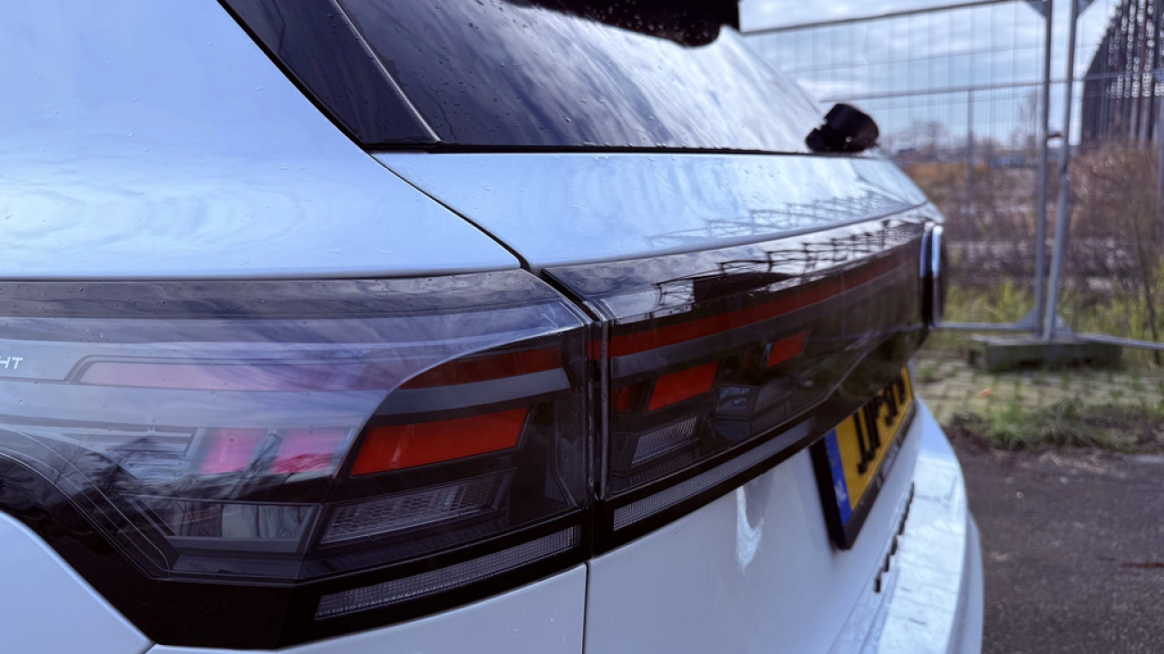 Volkswagen Tiguan 1.5 eHybrid R-Line Edition