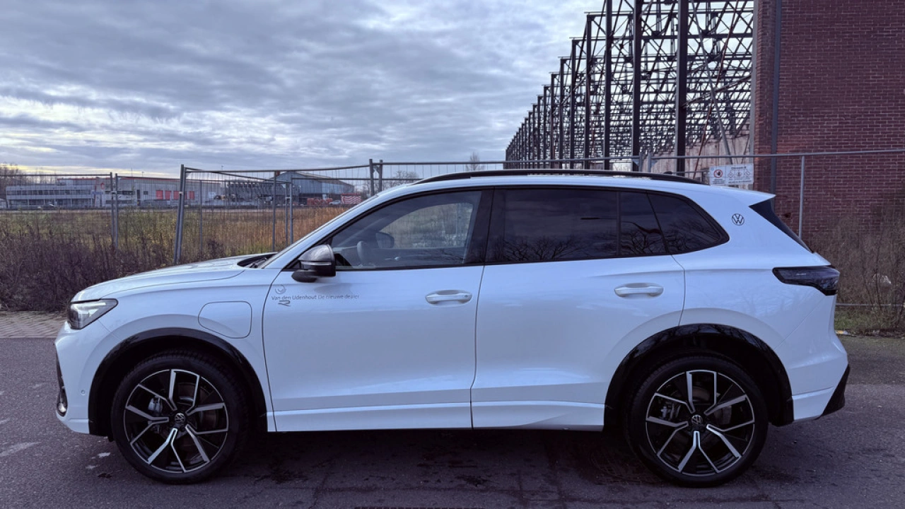 Volkswagen Tiguan 1.5 eHybrid R-Line Edition