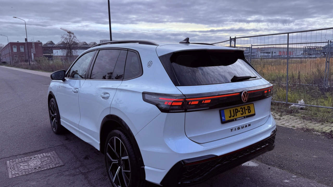 Volkswagen Tiguan 1.5 eHybrid R-Line Edition