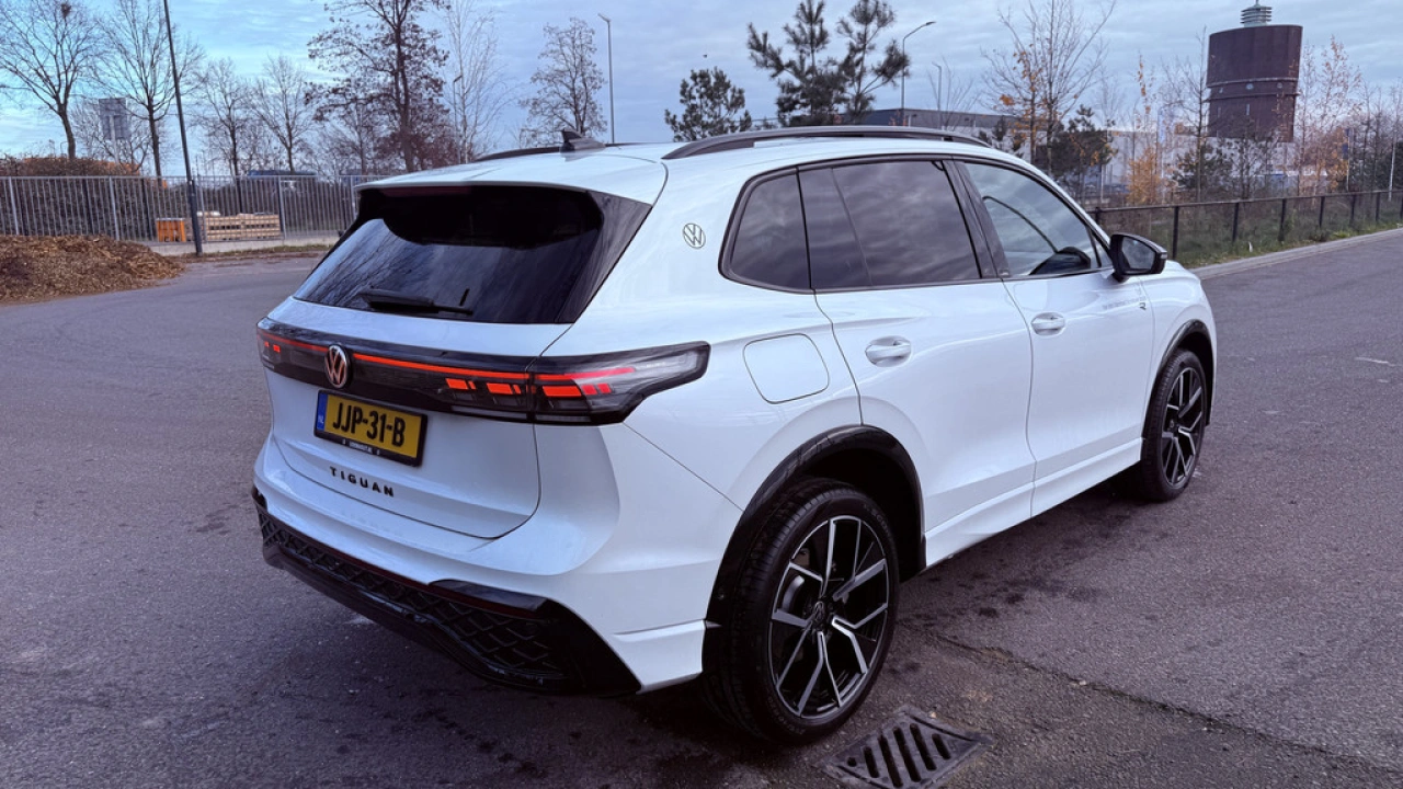 Volkswagen Tiguan 1.5 eHybrid R-Line Edition