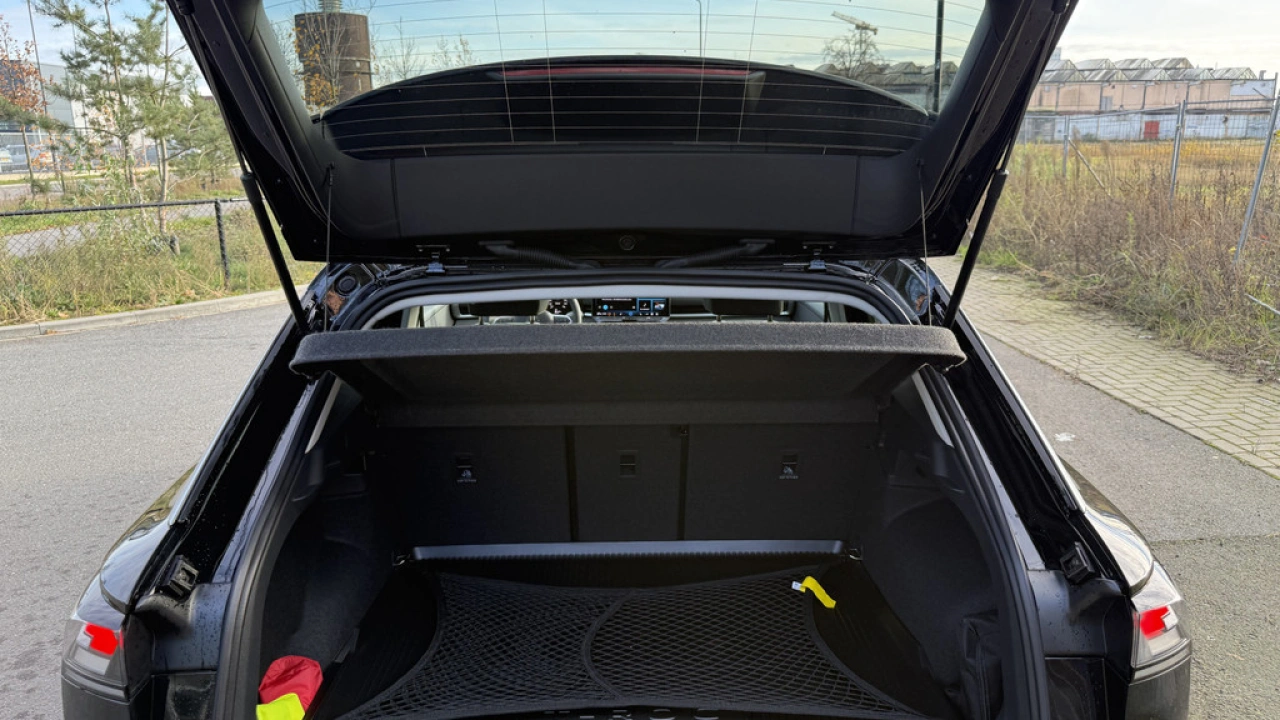 Volkswagen T-Roc 1.5 eTsi 115pk Life First Edition