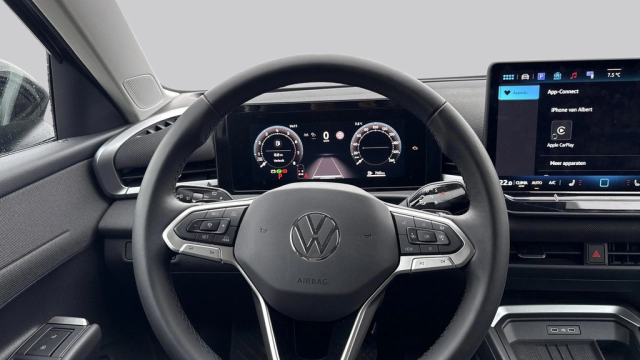 Volkswagen T-Roc 1.5 eTsi 115pk Life First Edition