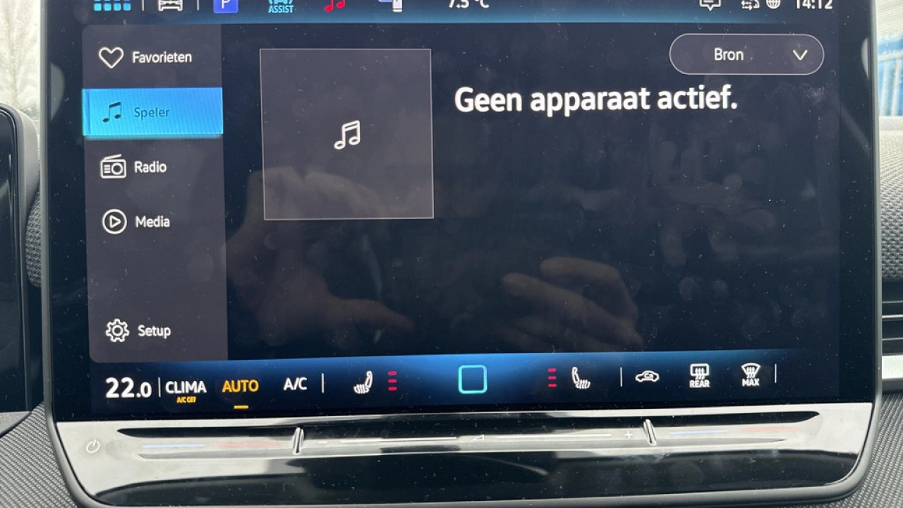 Volkswagen T-Roc 1.5 eTsi 115pk Life First Edition