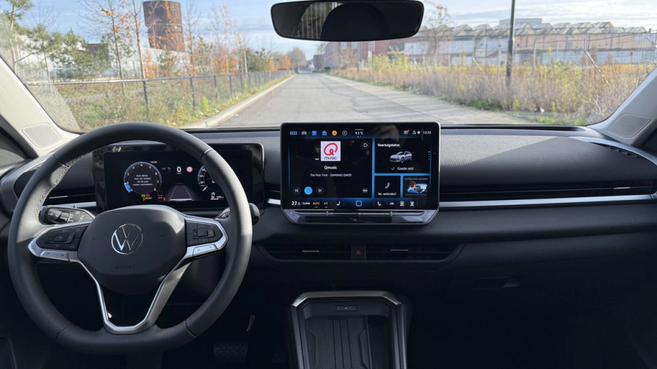 Volkswagen T-Roc 1.5 eTsi 115pk Life First Edition