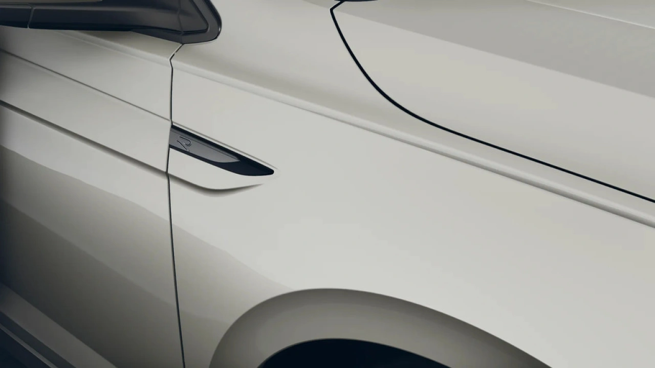 Volkswagen Polo 1.0 TSI 95 5MT R-Line Edition