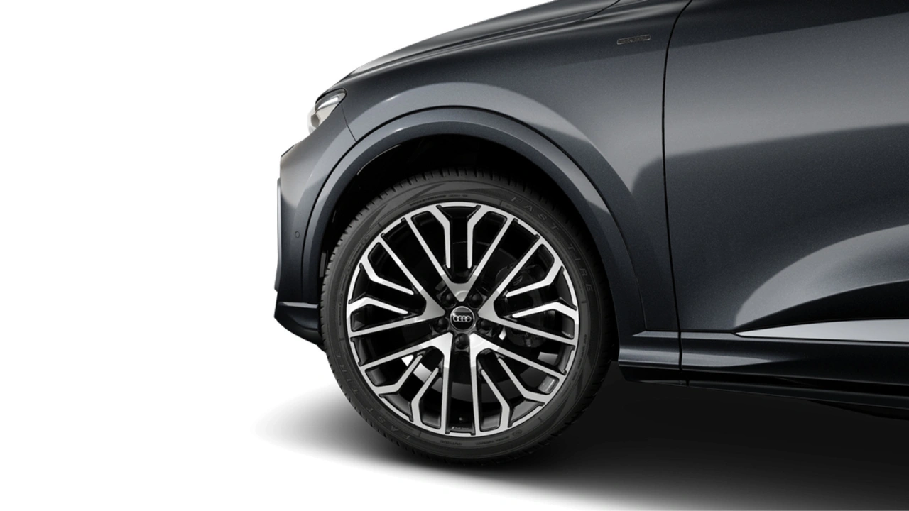 Audi Q5 e-hybrid quattro 367 S tronic S edition Competition