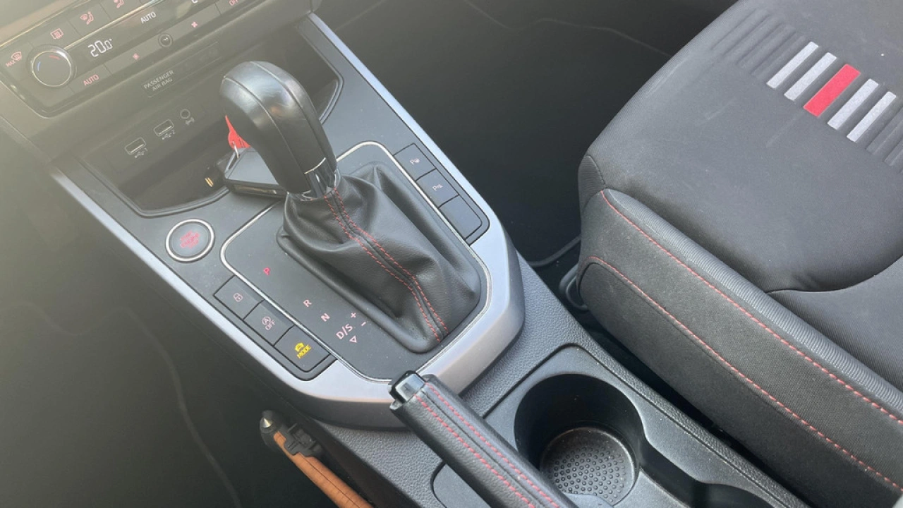 SEAT Arona 1.0 TSI FR Business Intense