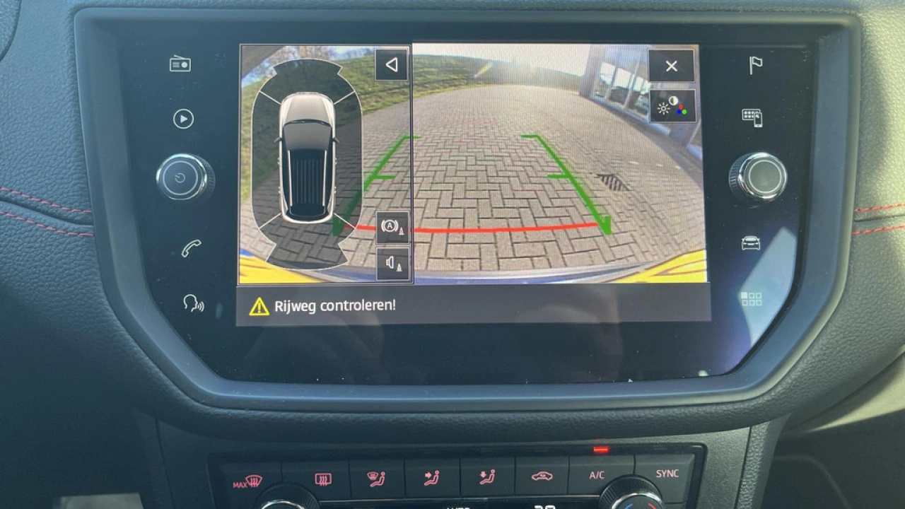 SEAT Arona 1.0 TSI FR Business Intense