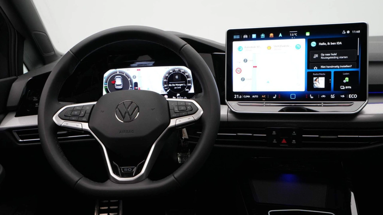 Volkswagen Golf 1.5 eHybrid 50 Edition