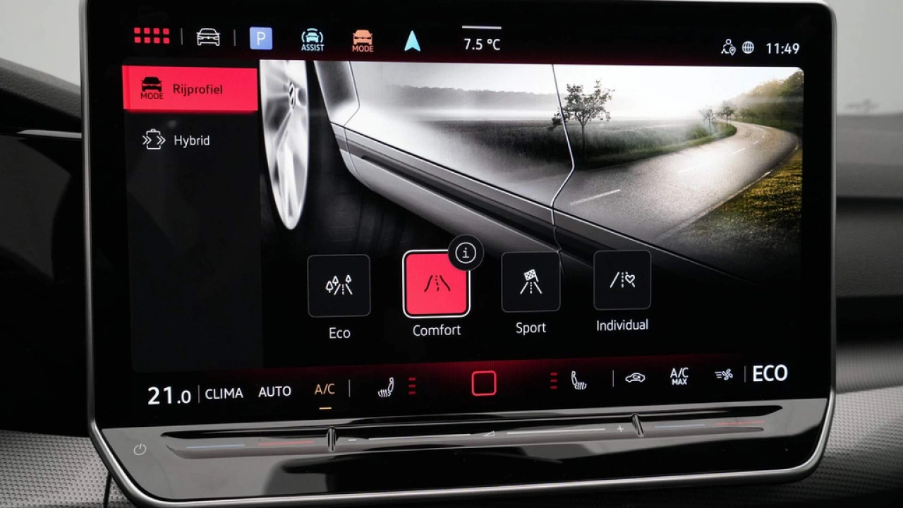 Volkswagen Golf 1.5 eHybrid 50 Edition