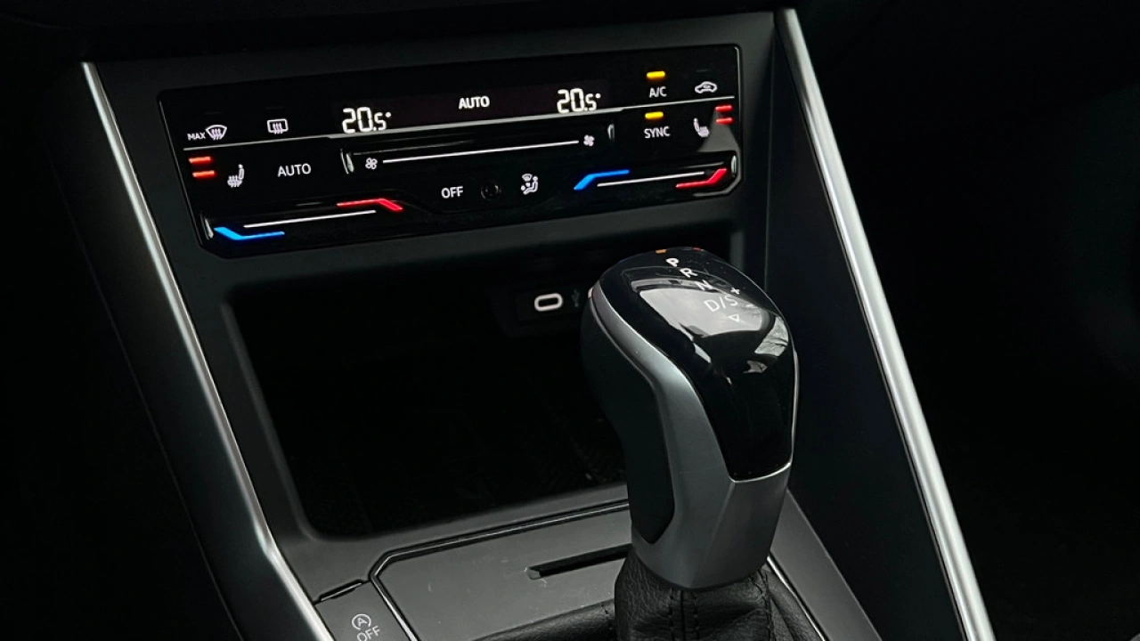 Volkswagen Polo 1.0 TSI 95pk DSG Life Business Navigatie & Camera