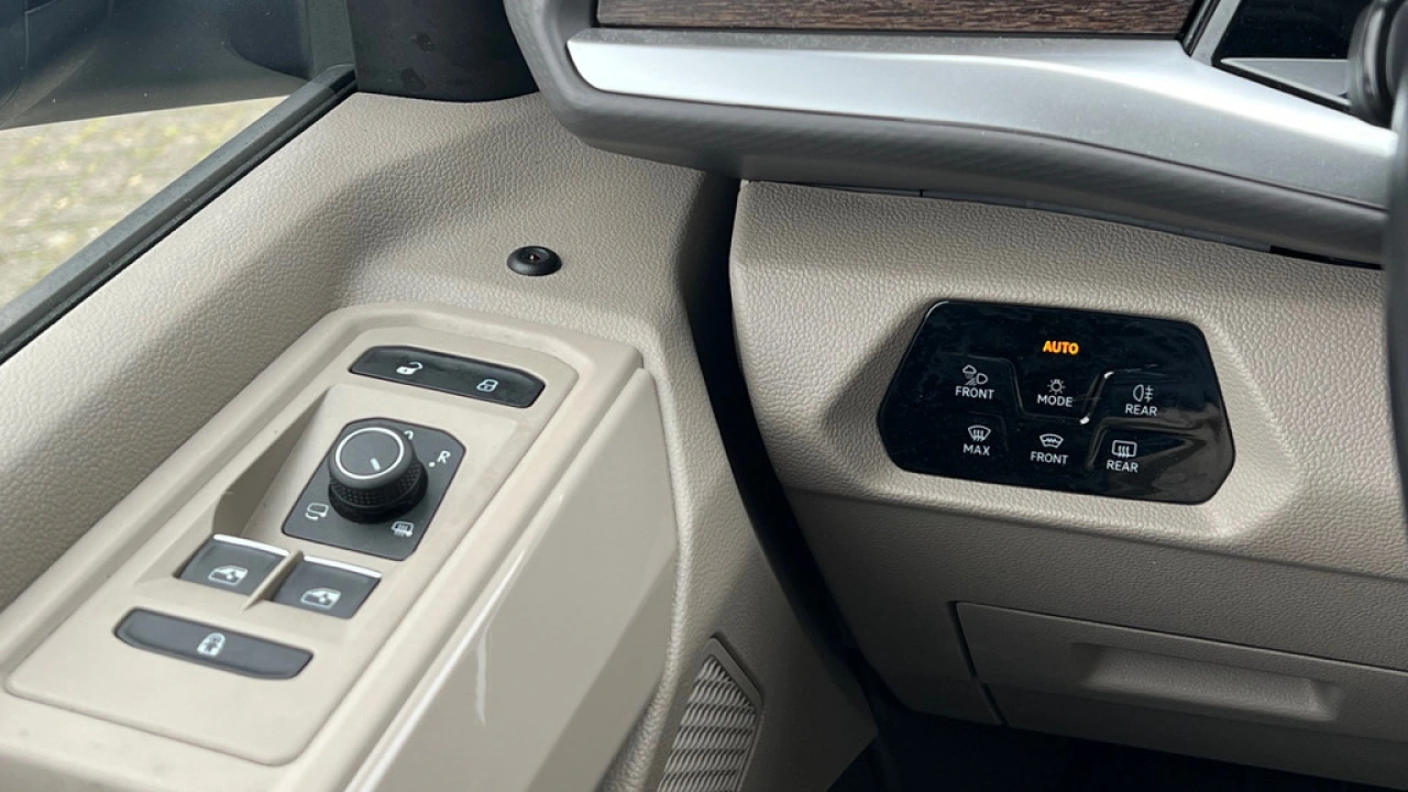 Volkswagen Multivan 1.4 eHybrid 218pk DSG L2H1 Style 7P.