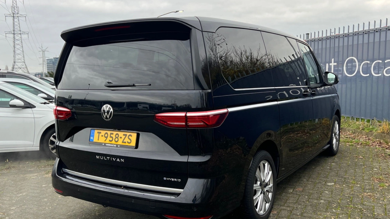 Volkswagen Multivan 1.4 eHybrid 218pk DSG L2H1 Style 7P.