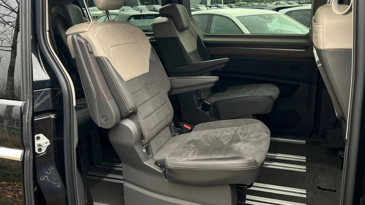 Volkswagen Multivan 1.4 eHybrid 218pk DSG L2H1 Style 7P.