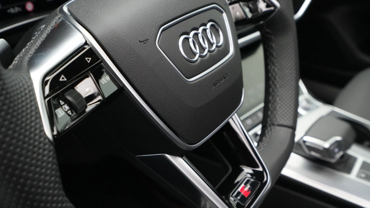 Audi A6 Avant 40 TFSI 204 pk S line edition Competition