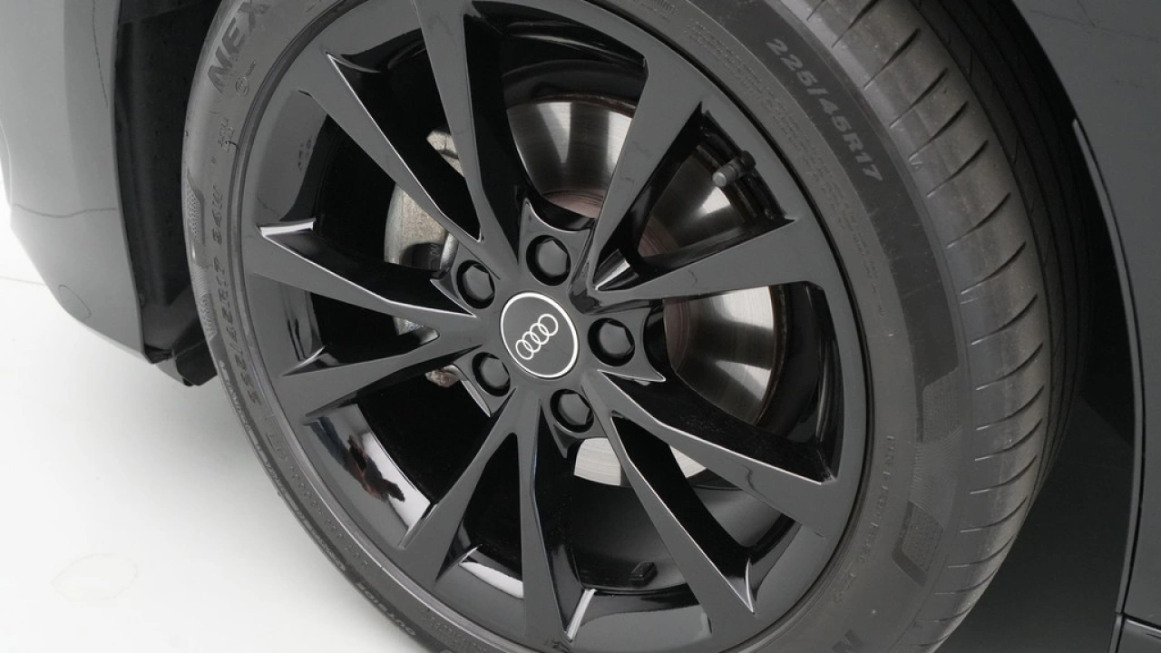 Audi A3 Limousine 30 TFSI 115 pk S-Tronic S-line edition