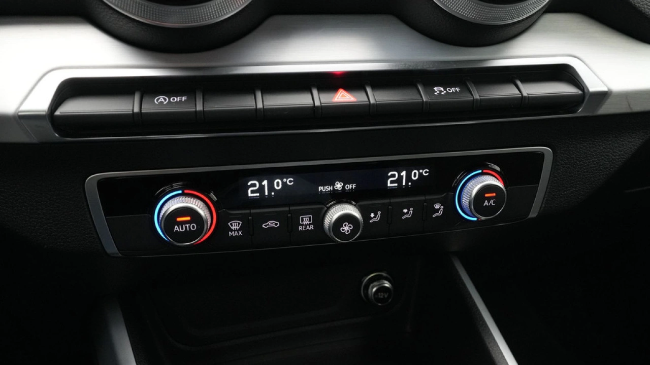 Audi Q2 35 TFSI S Edition S Line