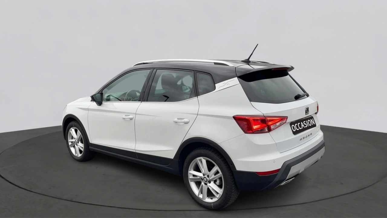SEAT Arona 1.0 TSI 115pk FR Business Intense DSG