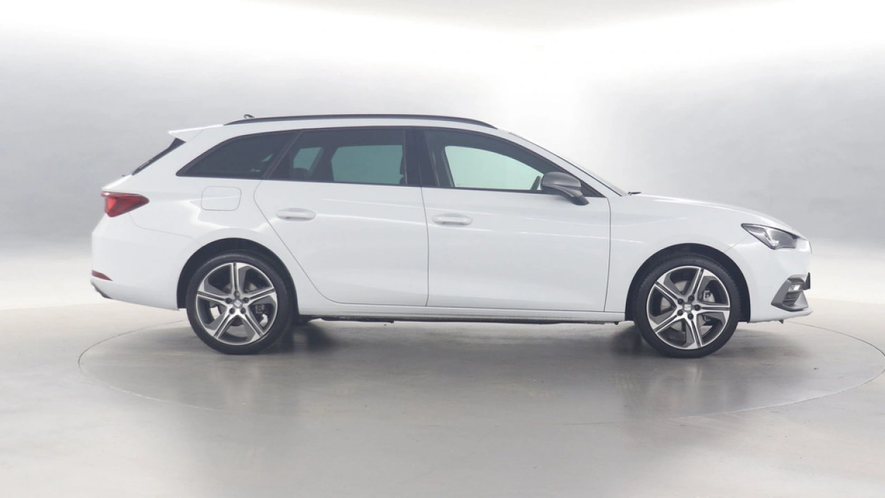 SEAT Leon Sportstourer 1.5 TSI 204pk e-Hybrid FR Business DSG