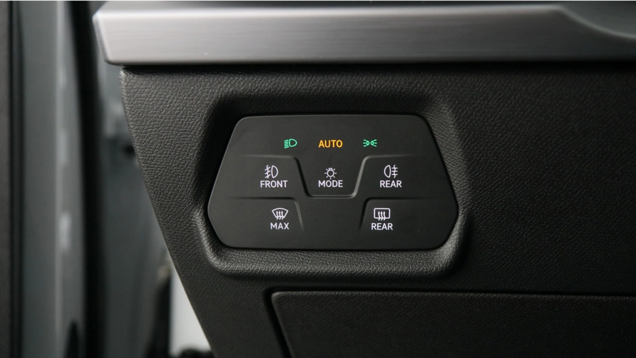 SEAT Leon Sportstourer 1.5 TSI 204pk e-Hybrid FR Business DSG