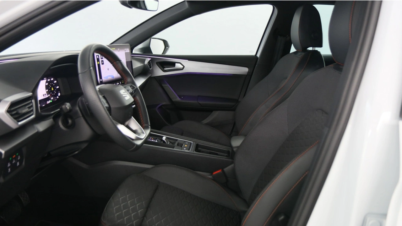 SEAT Leon Sportstourer 1.5 TSI 204pk e-Hybrid FR Business DSG