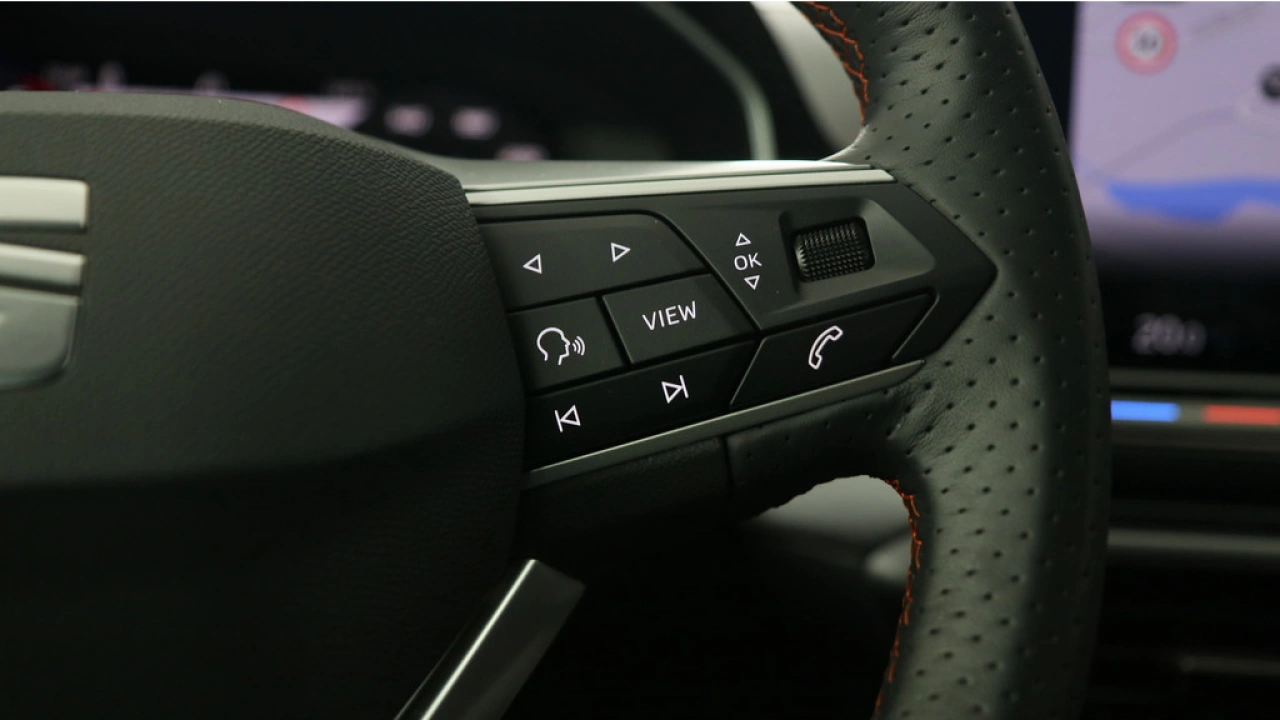 SEAT Leon Sportstourer 1.5 TSI 204pk e-Hybrid FR Business DSG