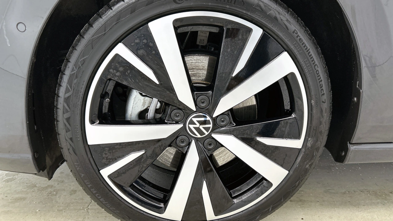 Volkswagen Golf 1.5 eHybrid 204pk Life Edition DSG