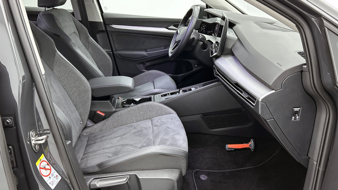 Volkswagen Golf 1.5 eHybrid 204pk Life Edition DSG