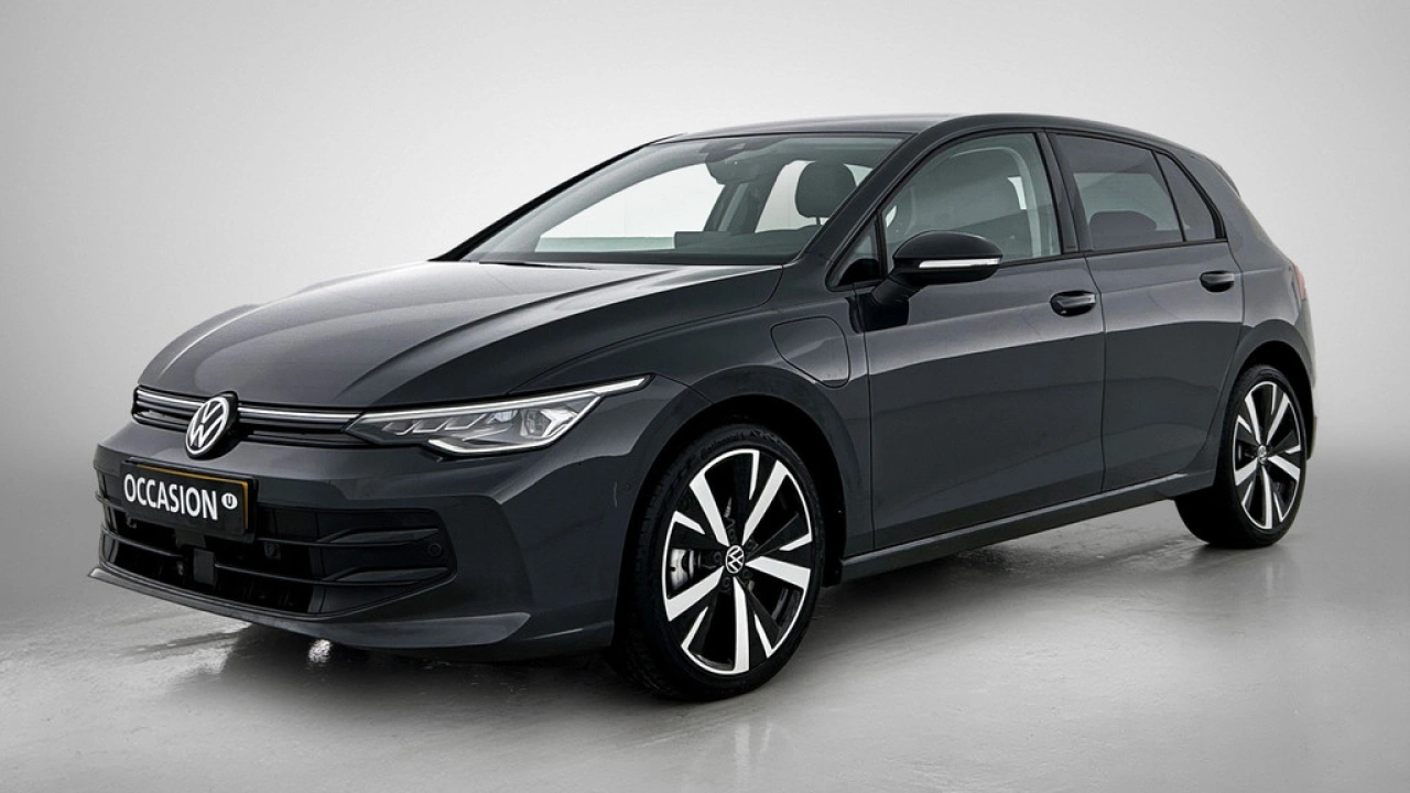 Volkswagen Golf 1.5 eHybrid 204pk Life Edition DSG