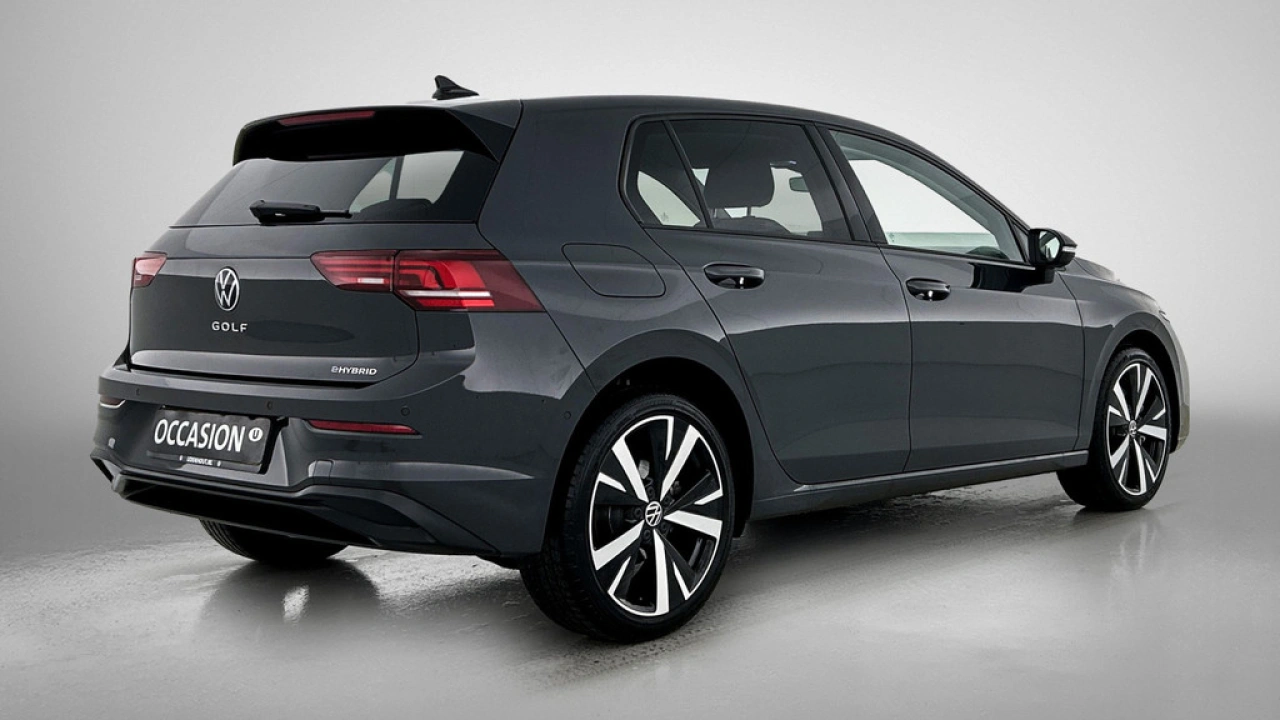 Volkswagen Golf 1.5 eHybrid 204pk Life Edition DSG